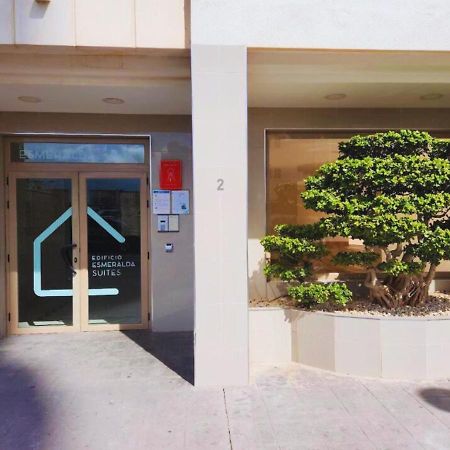 קלפה Esmeralda Suites מראה חיצוני תמונה