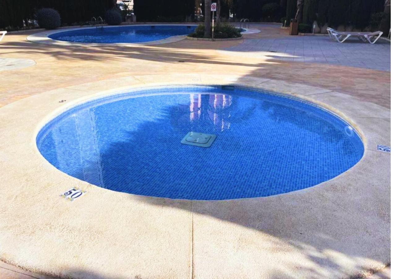 קלפה Esmeralda Suites מראה חיצוני תמונה